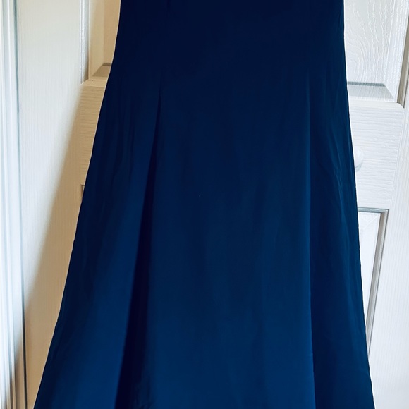 David’s bridal Navy Blue Sleeveless Evening Wear - Picture 3 of 6